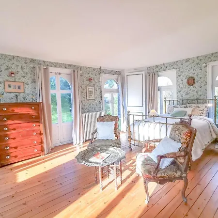 Les Trois Moulins - 10min Pont L'eveque - 10p Дом отдыха