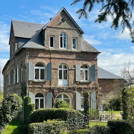 Les Trois Moulins - 10min Pont L'eveque - 10p