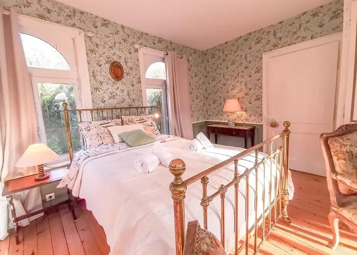 Les Trois Moulins - 10min Pont L'eveque - 10p