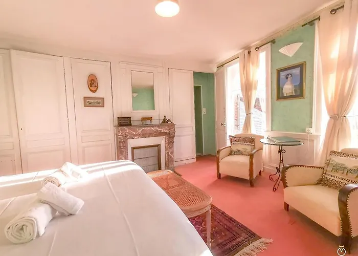 Les Trois Moulins - 10min Pont L'eveque - 10p *