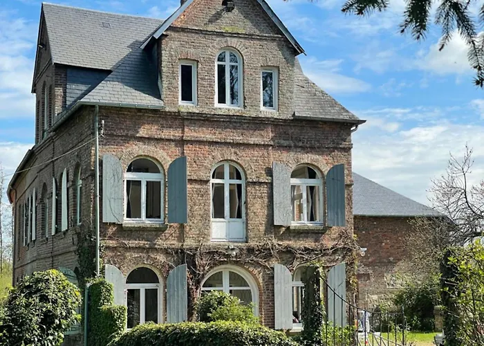 Les Trois Moulins - 10min Pont L'eveque - 10p